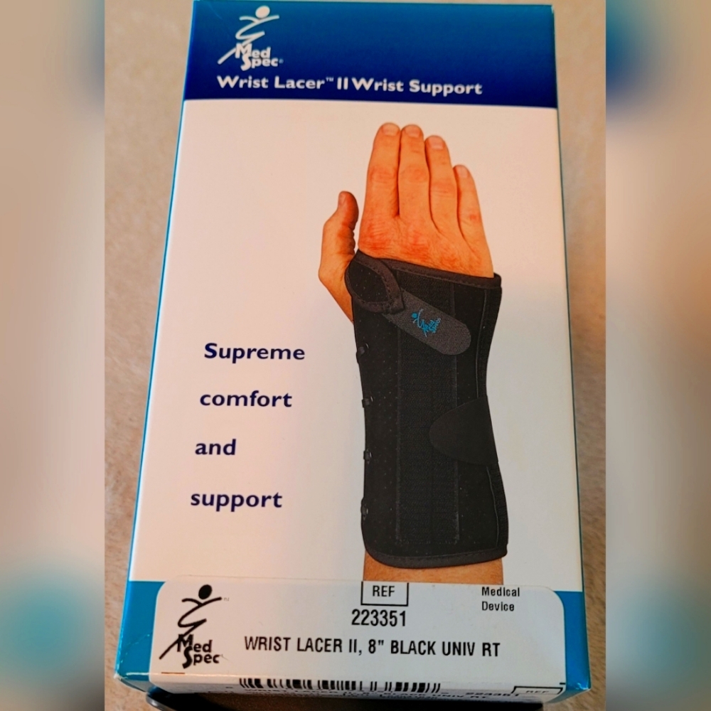 Med Spec Universal Right Wrist Lacer II Brace Support Black 223351 Dr Prescribed